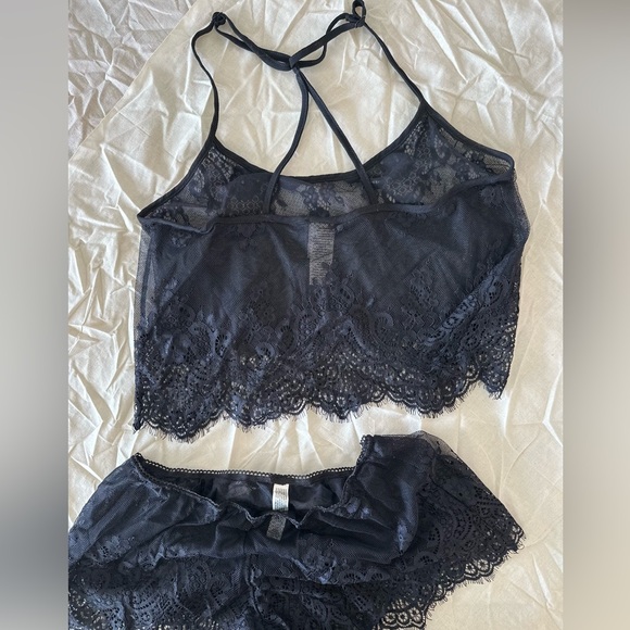 Black Lace Top and Bottom Set - Picture 2 of 4